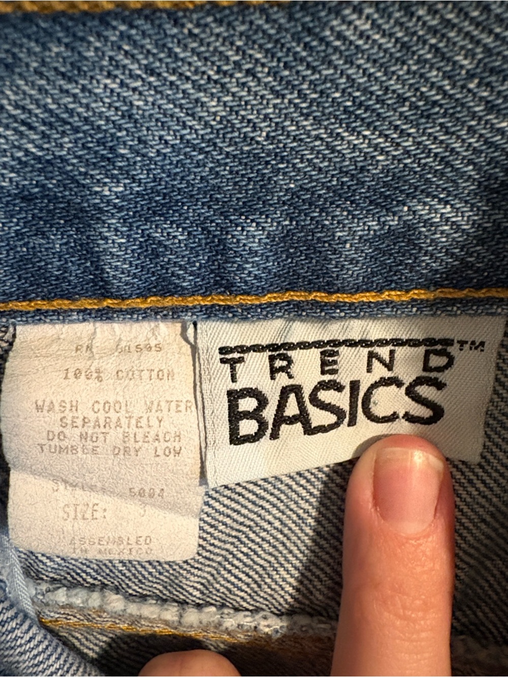Vintage Trend Basics Denim Mini Skirt Raw Hem Y2K Blue Jean Skirt 100% Cotton - Picture 2 of 4